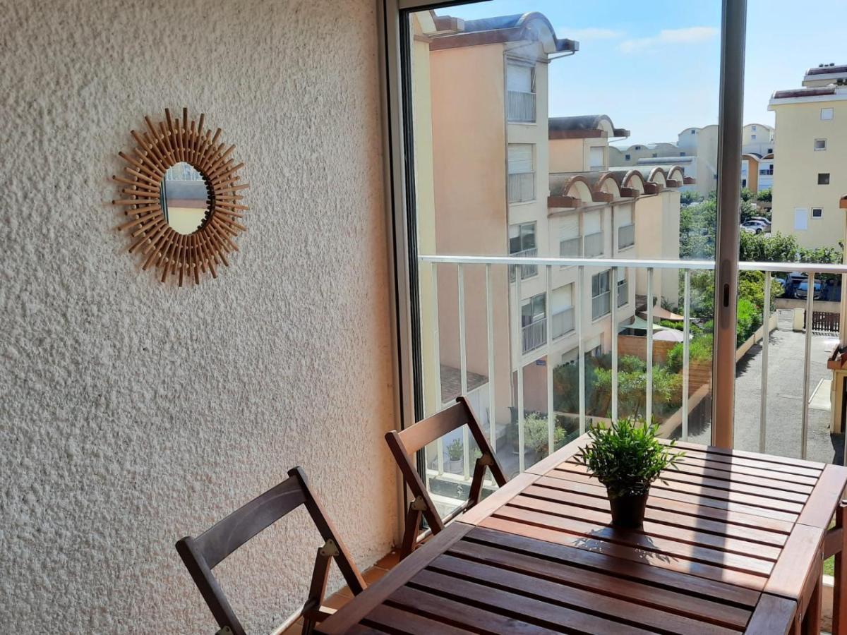Appartement Sur le port, studio avec vue sur la marina à Gruissan Extérieur photo